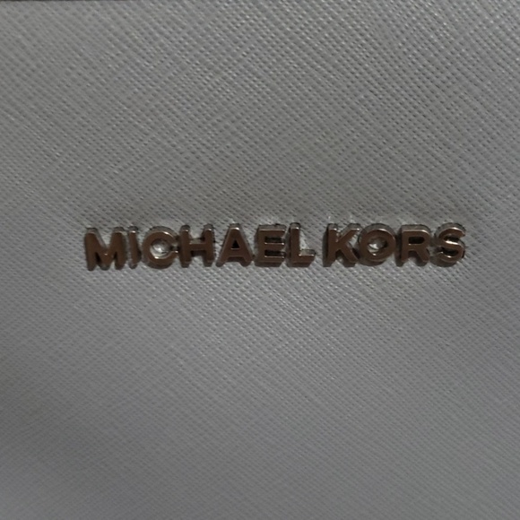 Jet Set Travel Medium Top Zip Multifunction Tote - Picture 2 of 5